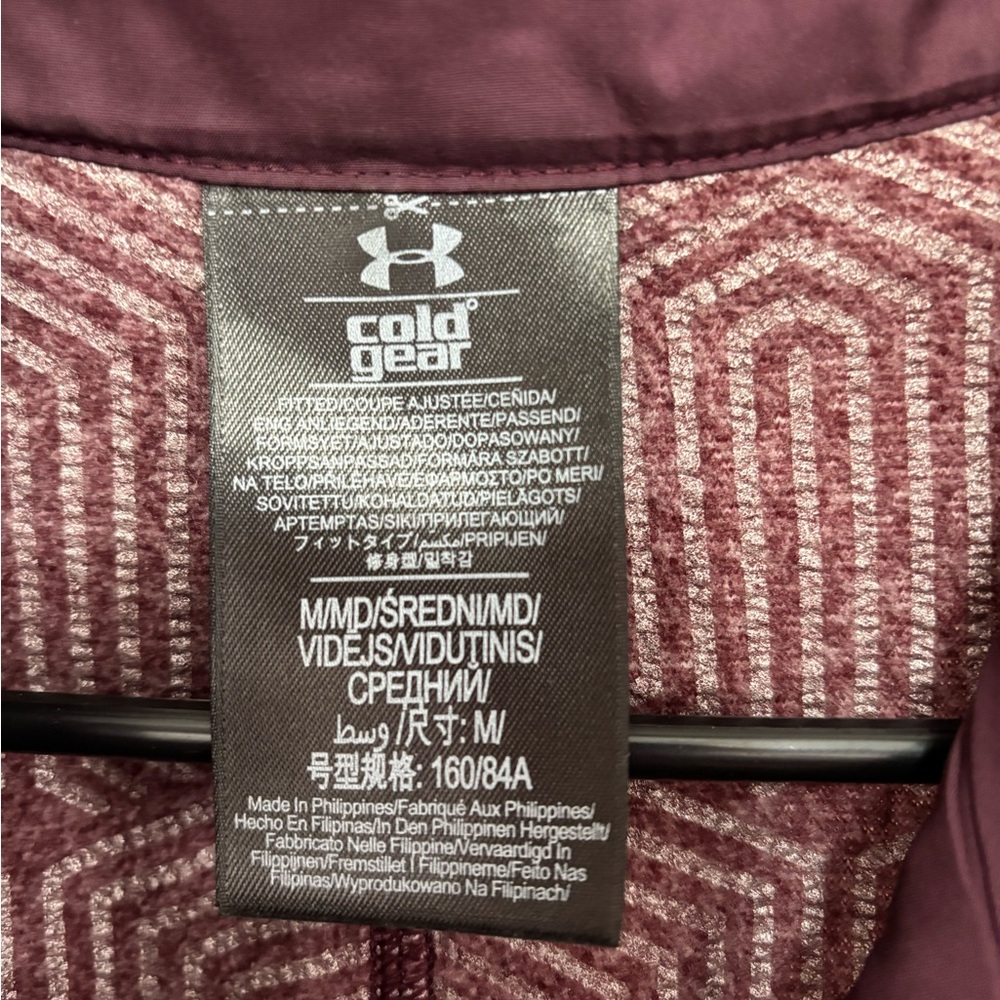 Under Armour Cold Gear Women's Maroon  zip Vest
 Sz M - Picture 4 of 5